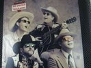 Hot Rize Presents Red Knuckles & The Trailblazers ?– Shades Of The Past signed
