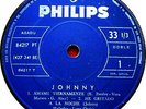 JOHNNY HALLYDAY - JOHNNY - AMAME TIERNAMENTE + 3 -   EP  -  RARE - URUGUAY