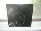 ****AC/DC SIGNED LP BACK IN BLACK 1980 BY 5 MEMBERS OF THE BAND****