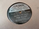 THE COMMODORES RIDING ON A TRAIN / URANIUM 1955 HL-D 8209 LONDON 78 RPM  EX+
