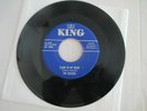 THE CHECKERS Flame In My Heart / Oh,Oh,Oh Baby 1952 ORIGINAL KING Doo Wop 45