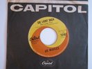 DIE BEATLES - SIE LIEBT DICH - 1964 CAPITOL CANADA 45 - LESS THAN 5,000 PRESSED