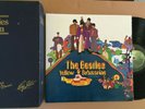 splitting BEATLES Blue Box YELLOW SUBMARINE PCSO 7070 Near Mint  APPLE