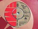 QUEEN : Keep Yourself Alive - UK Debut 7