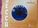 WEE WILLIE HARRIS. ROCKIN' AT THE TWO I'S. ORIGINAL 1957 DECCA SINGLE,45-F10970