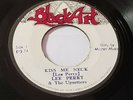 RARE/  LEE PERRY - KISS ME NECK ( horns cut) on 1st press BLACK ART label