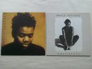 TRACY CHAPMAN - 2 ORIGINAL VINYL ALBUMS - TRACY CHAPMAN 1988 & CROSSROADS 1989