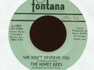 THE HONEY BEES She Don't Deserve You on Fontana Northern Soul 45 Hear