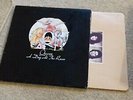 QUEEN A DAY AT THE RACES GATEFOLD 12
