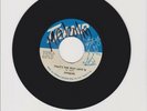 TRAMP/ THAT'S THE WAY LOVE IS // A YUH - UNIQUES (68 REGGAE ROCKERS 7