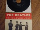 The Beatles 'She loves You' original 1964 7