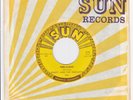 SUN 395 orig Garage 45 - RANDY And The RADIANTS - Peek-A-Boo / Mountain's High