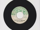 FRESH FRUIT/ JUMP DIS YA REGGAE - FITZROY MCDERMOTT (80 REGGAE ROOTS 7