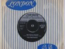 Atmospheres- The Fickle Chicken  45-HLw 8977   EX