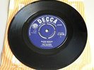 THE SAXONS = SAXON WARCRY. VERY RARE 1965. DECCA SINGLE 45.JOE MEEK.(NEAR MINT)