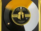 THE RACONTEURS Tri Color Vinyl Help Me Stranger / Somedays TMR-627 RARE Colored