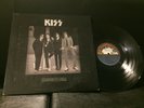 KISS Dressed to Kill LP vinyl Casablanca Records NBLP 7016 blue Bogart labels