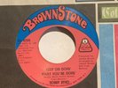 45rpm BOBBY BYRD Keep On Doin’ Funk Deep Soul 45 JAMES BROWN Brownstone VG++HEAR