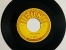 Rockabilly 45 / ROY ORBISON / SUN 284 / Chicken Hearted / I Like Love