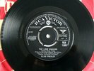 EX/EX Elvis Presley THE LOVE MACHINE b/w YOU GOTTA STOP (RCA 1593) 7