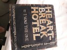 EX/EX ELVIS PRESLEY HEARTBREAK HOTEL 7