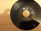 The Invitations - Wha't Wrong With Me Baby /  Why Did My Baby Turn Bad