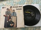 BEATLES 45rpm PS THE BEATLES: EP NORWEGIAN WOOD + 3 AUSTRALIA