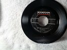 LEE MOSES on [Musicor 1227] Reach Out I'll Be There/Day Tripper