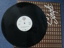 Zapp ?– More Bounce To The Ounce. Warner Bros. Records K 17712T 12
