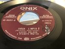 ORQUESTA AMERICA “ Juega Linpio “ ONIX VG+ 45 Rpm ECUADOR orchestra