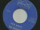 GARAGE FUZZ - OUTCASTS-  ( w GARY PUCKETT )  - RUN AWAY  --HEAR 1965 PRINCE