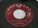 TENN. COUNTRY BOPPER 45 - JIMMY SIMPSON - SITTIN ON THE DOORSTEP - REPUBLIC