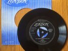 NORTHERN SOUL VINYL - HARVEY & THE MOONGLOWS - TEN COMMANDMENTS OF LOVE - 45 RPM