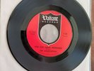 the ASSOCIATION One Too Many Mornings 1965 Dylan Valiant 45 7