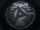 DIAMONDS   Nip Sip [Clovers]   NR MINT   1955 UK VOGUE CORAL Q 72109   Jiver Voc