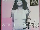 SIGNED AALIYAH SELF-TITLED 2001 DOUBLE VINYL LP ALBUM AUTHENTICATED