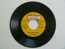 THE SOLITAIRES - Later For You Baby b/w Magic Rose - 1st press Old Town 1015