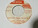 Mighty Caressor-Caressors Mack The Knife b/w Cash In The Bank -7