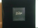 PEARL JAM Vs. / Vitalogy U.S. 2011  SUPER BOX SET Vinyl Cassette CD Posters NM