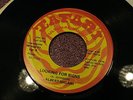 ALBERT MALAWI LOOKING FOR SIGNS SIGNS DUB 45 TAFARI LABEL JAMAICA REGGAE 1979