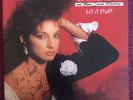 AUTOGRAPHED GLORIA ESTEFAN LET IT LOOSE RECORD ALBUM MIAMI SOUND MACHINE SIGNED