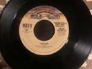 NM 1977 Kiss Love Gun PROMO 45RPM w/ppr slv
