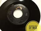 Elvis - Can't Help Falling In Love / Rock-A-Hula Baby 45 NEAR MINT 1961