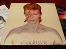 DAVID BOWIE - ALADDIN SANE - ORIGINAL UK LP IN GATEFOLD SLEEVE WITH LYRIC INNER