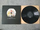 QUEEN, A DAY AT THE RACES, Vinyl LP 1976 UK EMI EMTC104 G/Fold, (Exc/VG+)