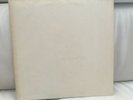 THE BEATLES. WHITE ALBUM. 2 x 33 1/3 TRS MADE IN FRANCE. N° 122974. GERMANY ?.