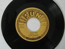 Elvis Presley: Blue Moon/ Money Honey 45RPM SUN # 522 EXCELLENT