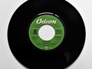 BEATLES 45 - IN GERMAN - 1964 ODEON - SIE LIEBT DICH / KOMM GIB MIR DEINE HAND.