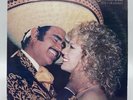 Vicente Fernandez Y Vikki Carr Dos Corazones LP Record Vinyl VG+/VG 12” 33 Rpm