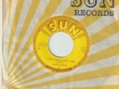 ANITA WOOD - I'LL WAIT FOREVER b/w I CAN'T SHOW HOW I FEEL - SUN 45 RPM - 1961